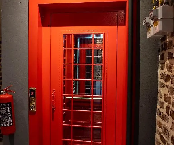 Alness Apartahotel 4*