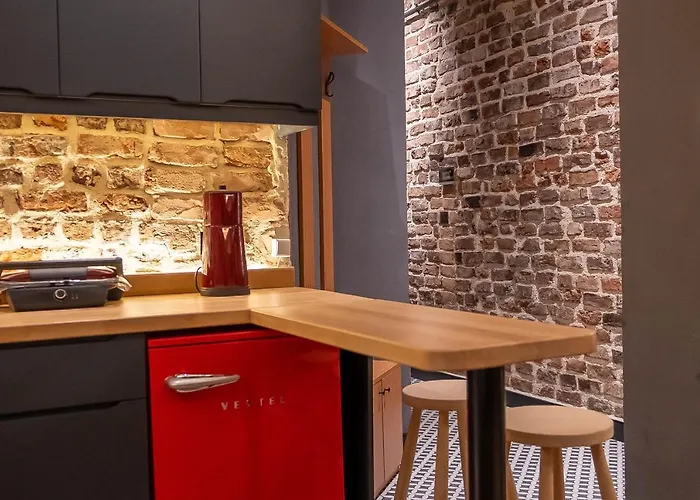 Alness Hotel apartamentowy 4*