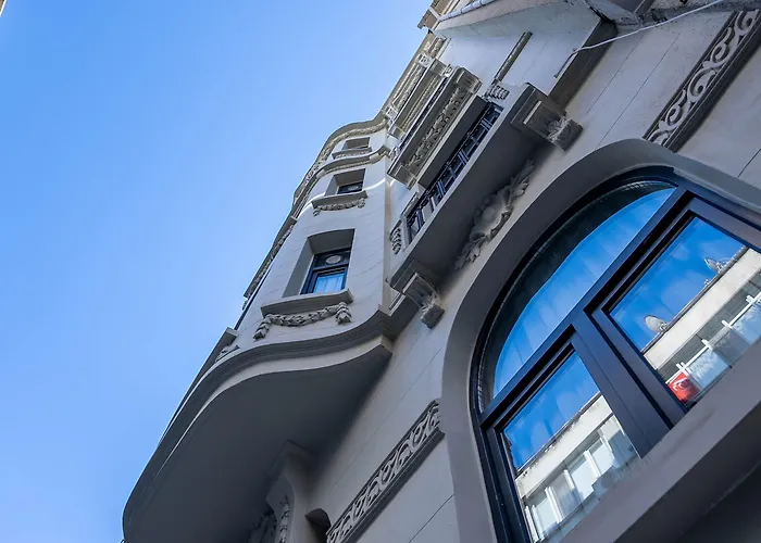 Alness Hotel apartamentowy 4*